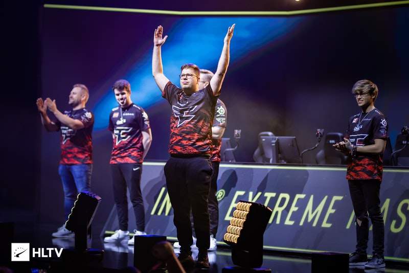 赵志铭波比关键壁咚 小草包暴毙功亏一篑 宁王队1-0泡芙队