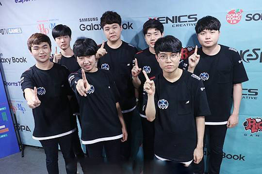 观看上海Major RMR的观众数量是 Austin 的两倍；Major RMR